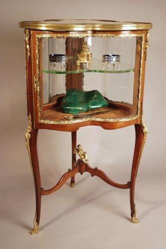 19thc French trefoil shaped vitrine table