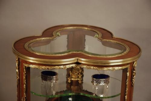 19thc French trefoil shaped vitrine table