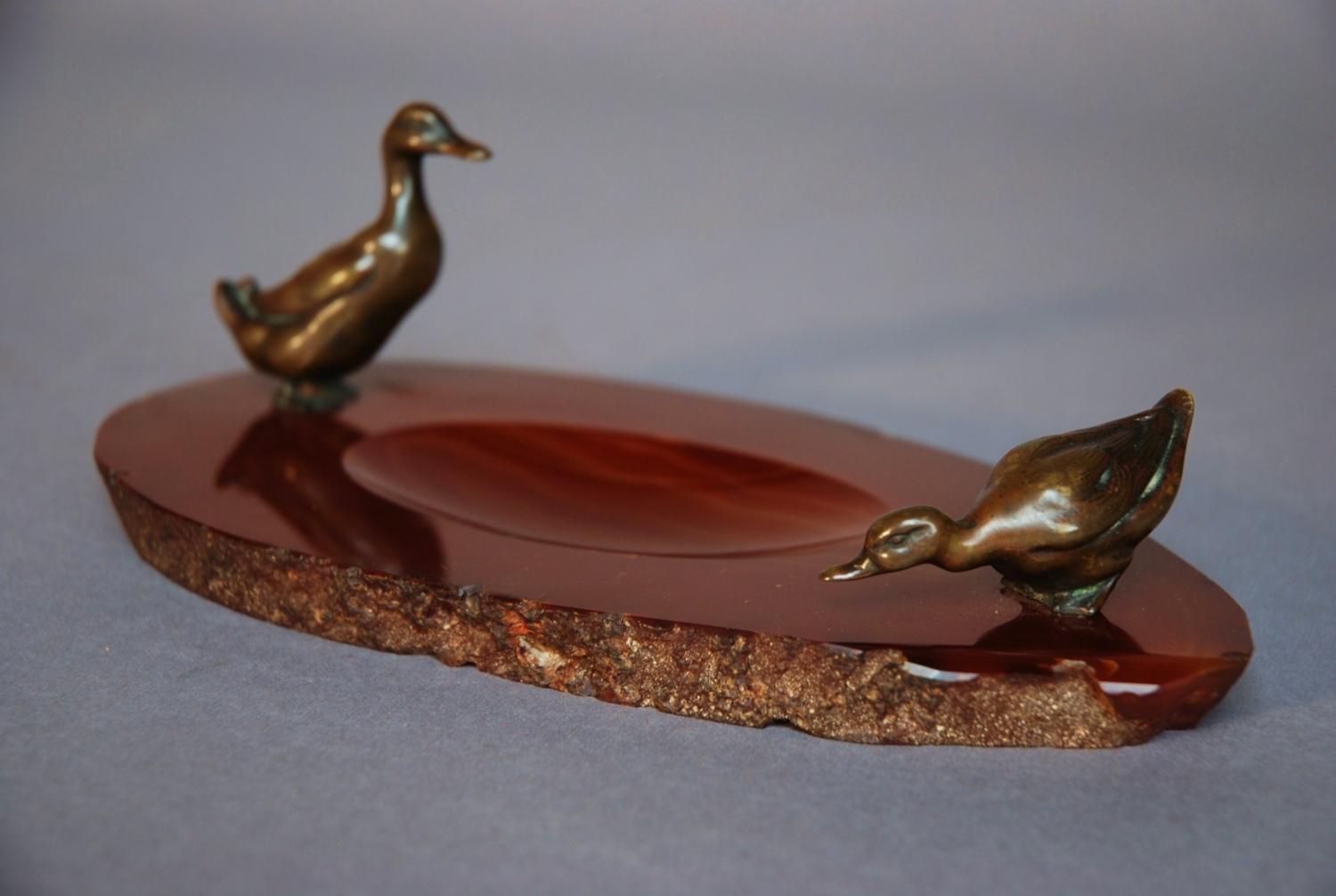 Agate pin tray with bronze ducks