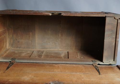 Late 17th century carved oak coffer