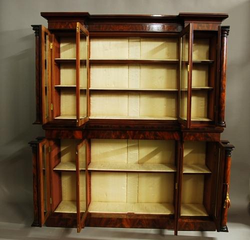 Superb quality William IV mahogany bookcase