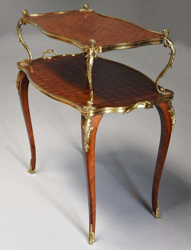 Fine quality French 19th century Kingwood two tier serpentine etagere