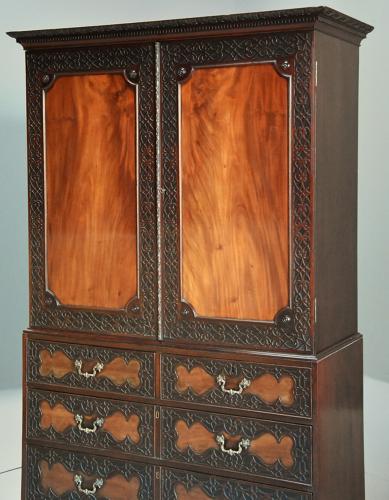 Superb quality mid 19thc mahogany press cupboard in the 18thc style