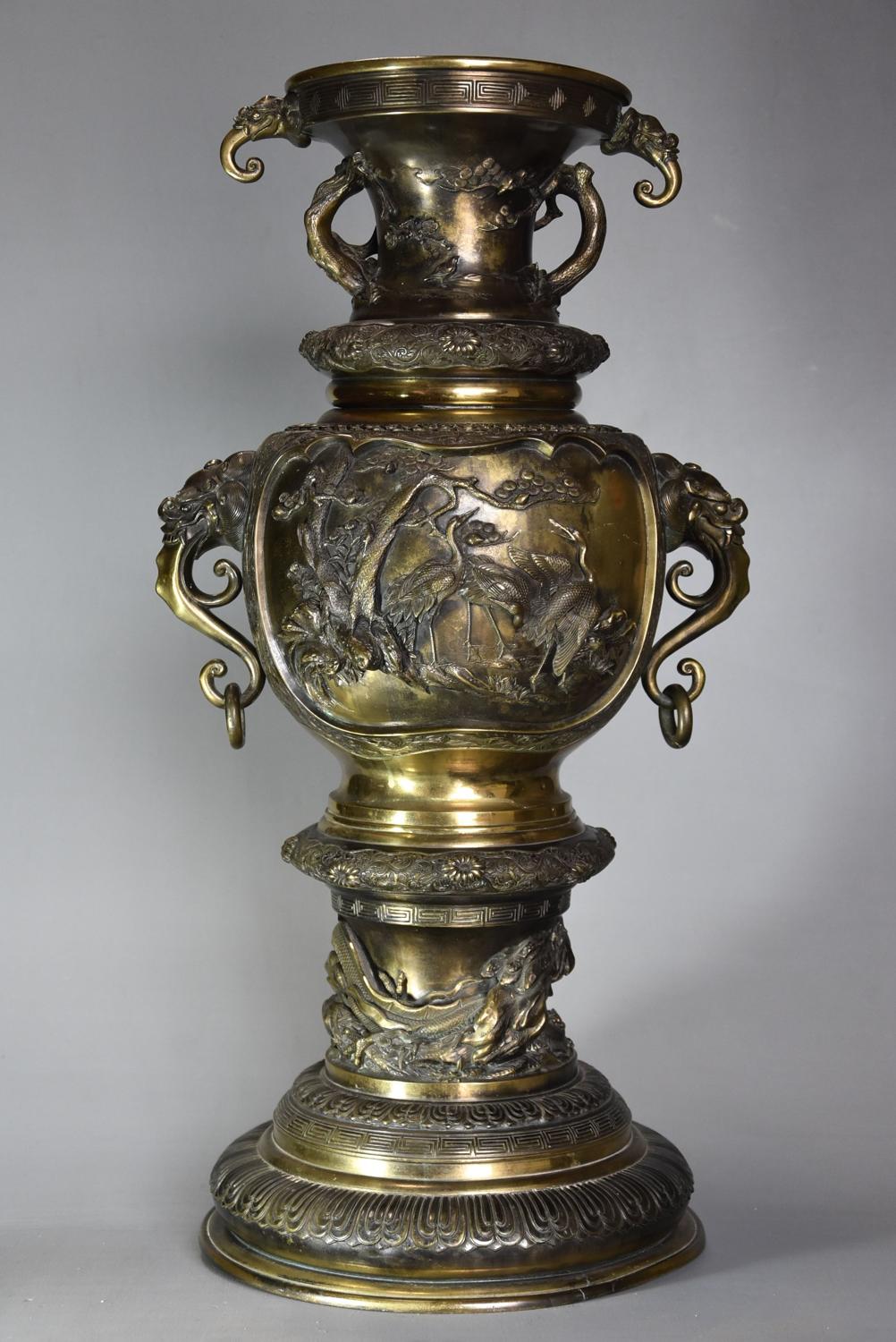 Large fine quality late 19thc Japanese Meiji period bronze vase