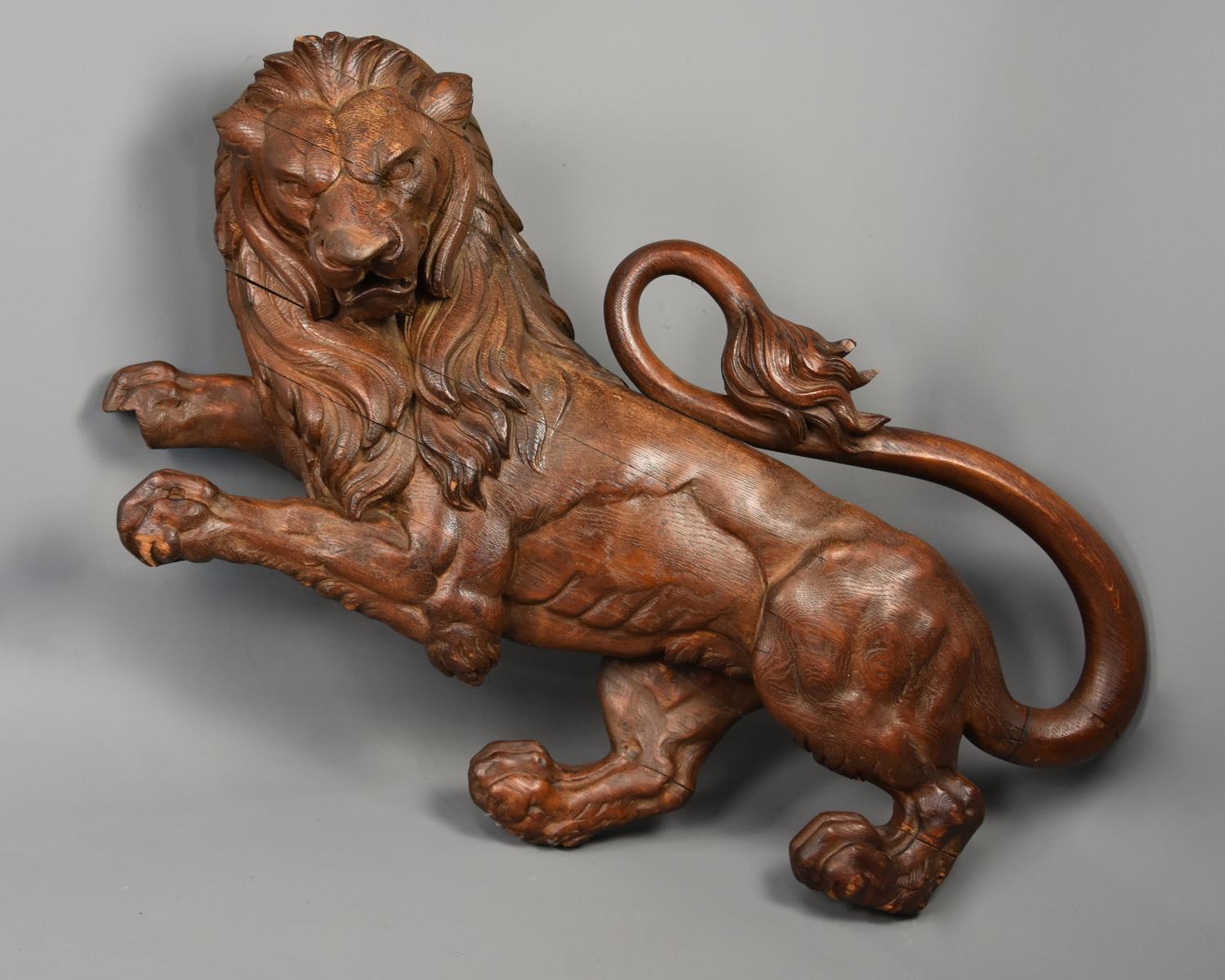Superb large late 19thc highly decorative carved oak rampant lion