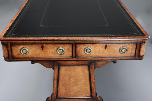 Fine quality Regency style six drawer oak writing table