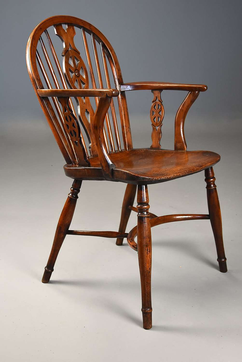 Extremely rare & unusual 19thc yew wood wheelback Windsor armchair