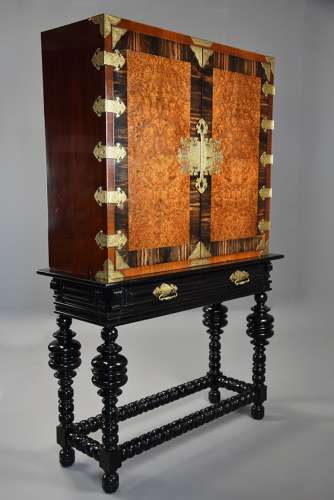 Superb quality 17th century Colonial style cabinet on stand