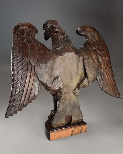 Exceptional large 18thc carved walnut eagle table or eagle carving