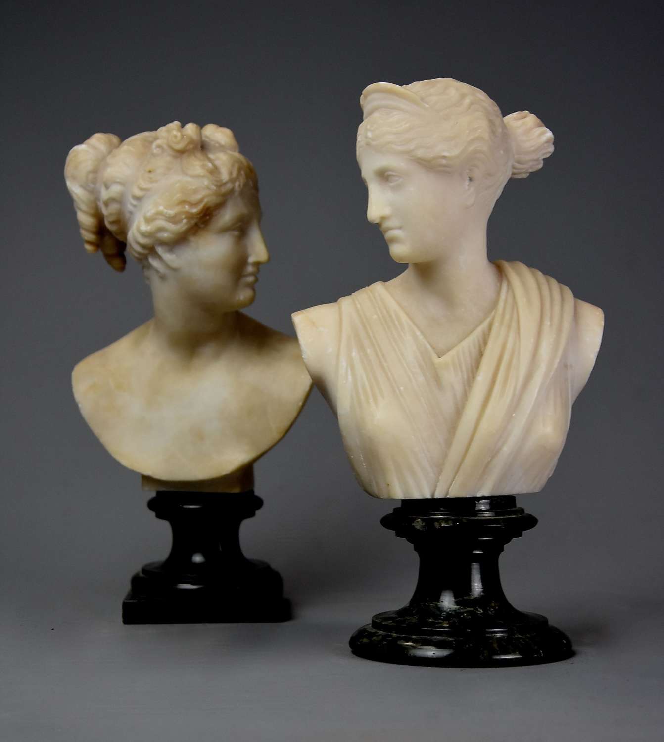 Near pair of 19thc Grand Tour small alabaster busts of Venus & Diana