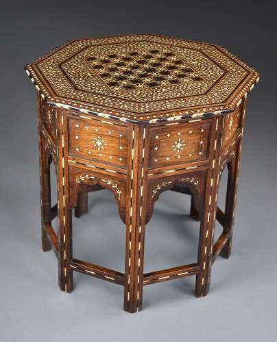 Fine quality late 19thc Anglo Indian Hoshiarpur inlaid table