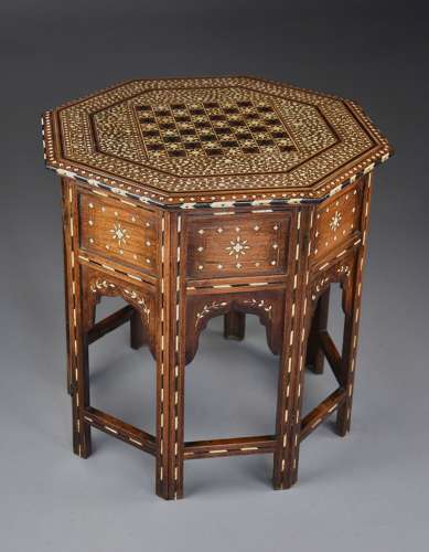 Fine quality late 19thc Anglo Indian Hoshiarpur inlaid table