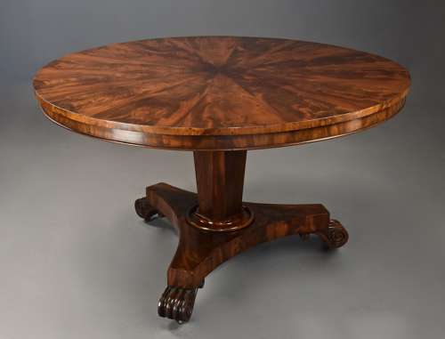 Fine quality 19thc mahogany segmented tilt top breakfast table