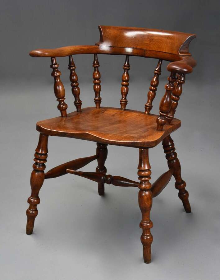 Mid 19th century birch smokers bow Windsor or Captains chair of fine patina