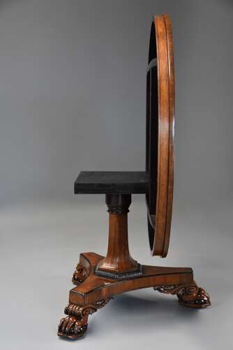 Fine quality 19th century William IV rosewood tilt top breakfast table