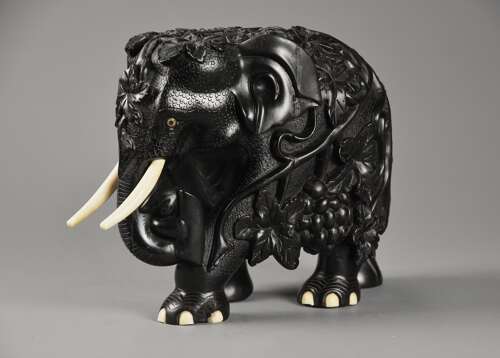Rare 19thc finely carved Ceylonese ebony elephant from the Galle district