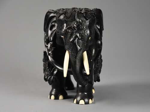 Rare 19thc finely carved Ceylonese ebony elephant from the Galle district