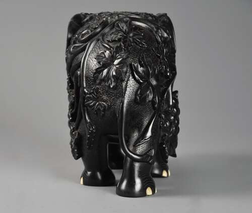 Rare 19thc finely carved Ceylonese ebony elephant from the Galle district